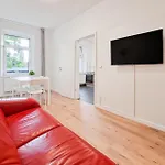 Raj Living - 1 Or 4 Room Apartments - 15 Min To Messe Dus - 10 Min Old Town Dus